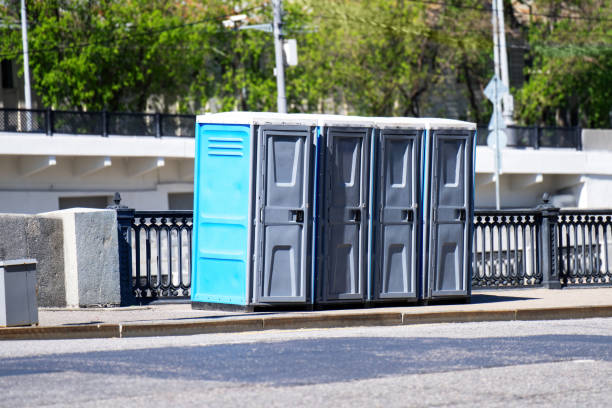 Best Luxury portable toilet rental  in Eddyville, IA
